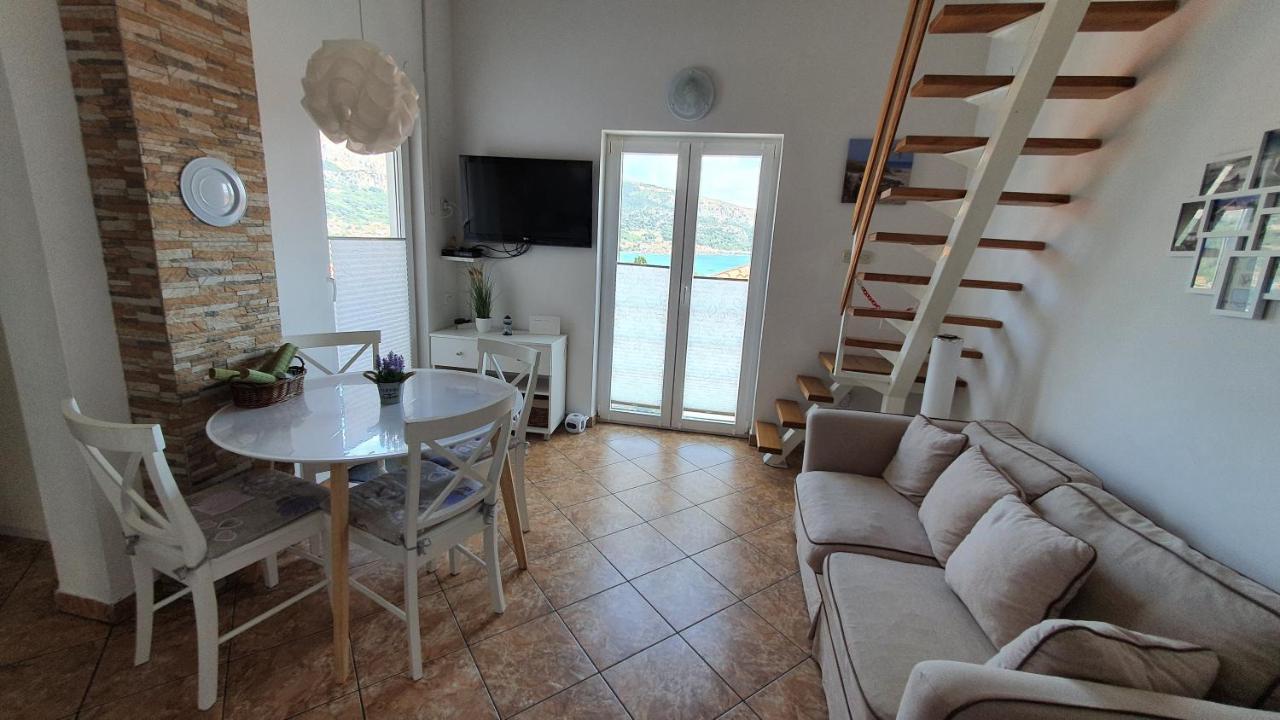 Apartment Helmut With Sea View Baška Kültér fotó
